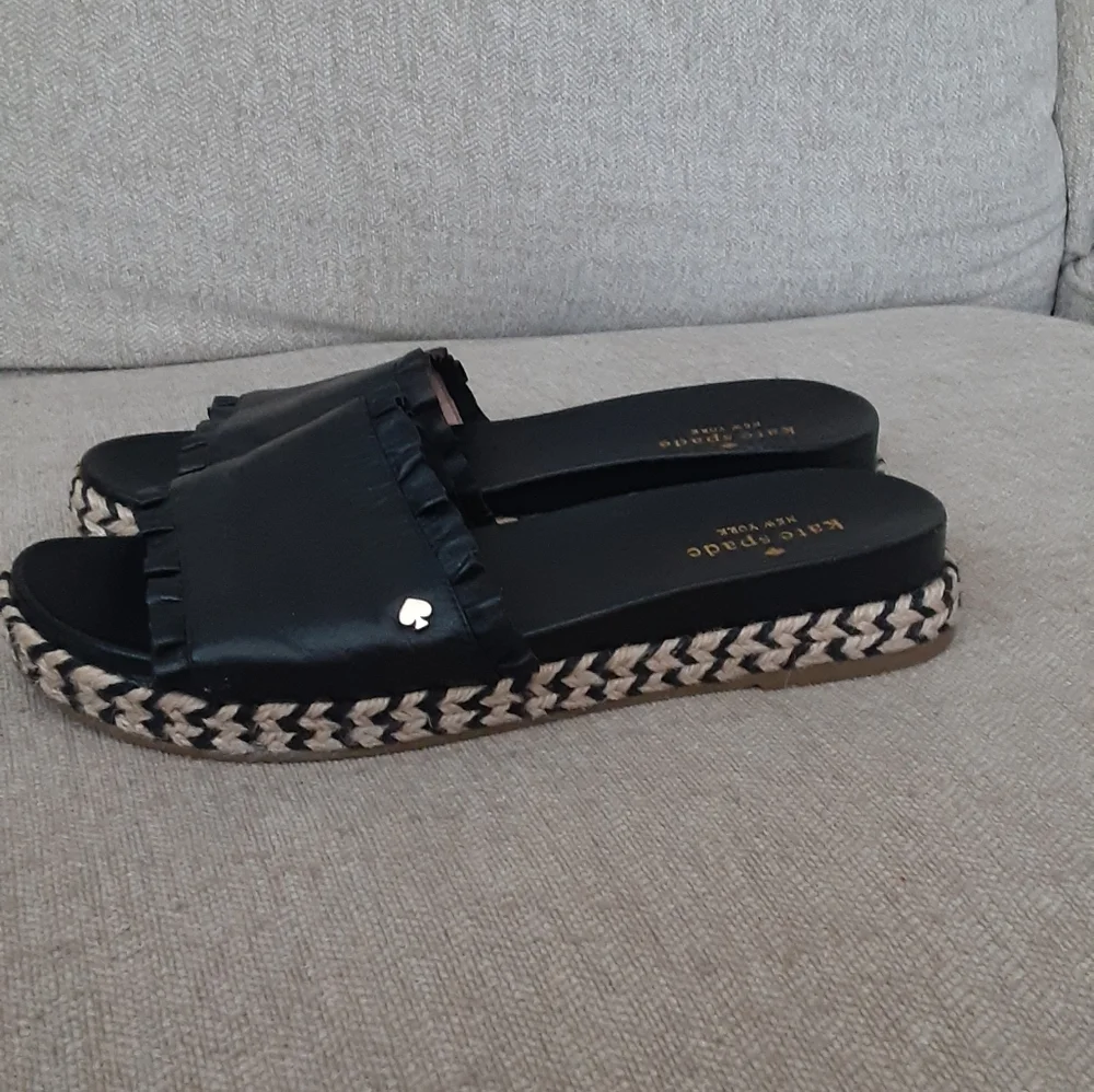 kate spade step out